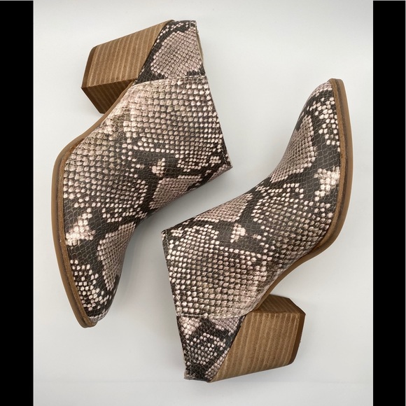 Dolce Vita Python Faux Snake Skin Roya Mule Shoe - Picture 2 of 7